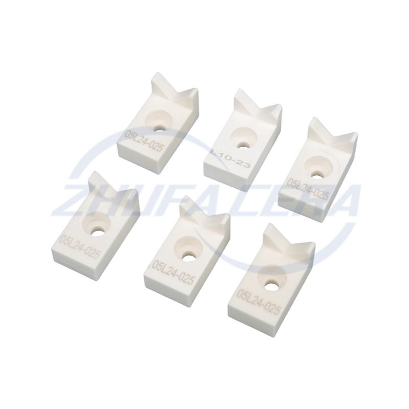 Alumínium-oxid kerámia V alakú blokk